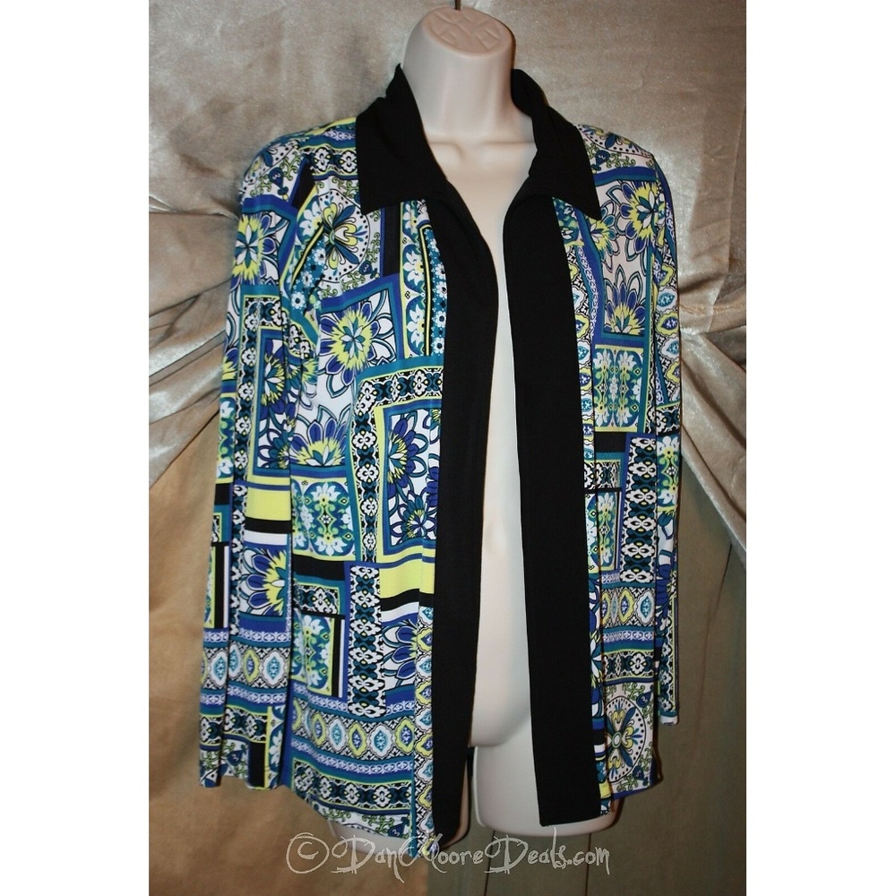 NEW Travel Elements Long Sleeve Floral Wrap/Jacket